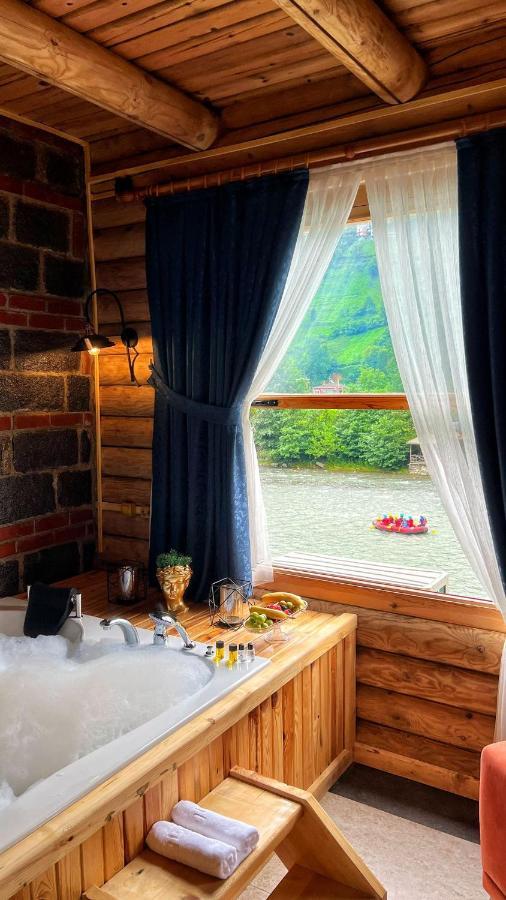 Heaven Vip Wooden Palace Bed and Breakfast Ardeşen Εξωτερικό φωτογραφία